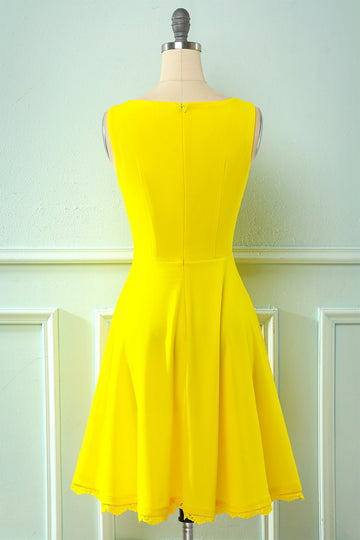 Vestido amarelo vintage de 1950 com renda oca